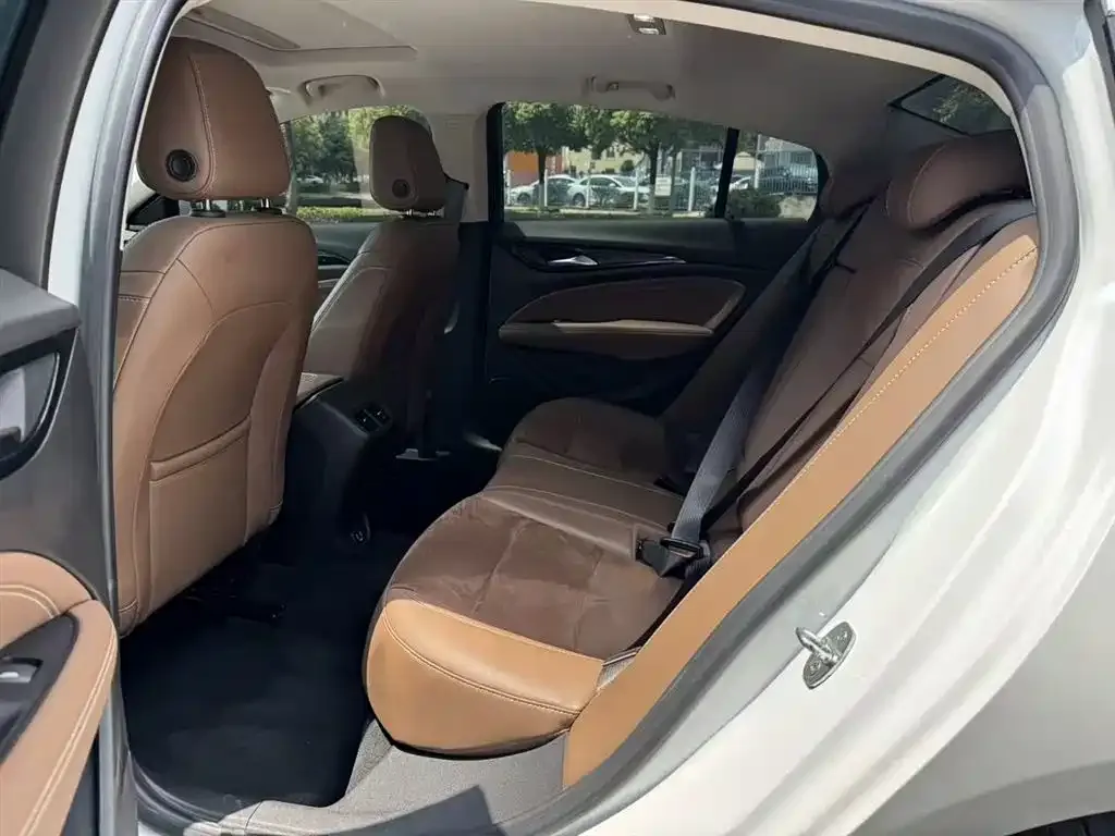 Buick Regal — фото 2