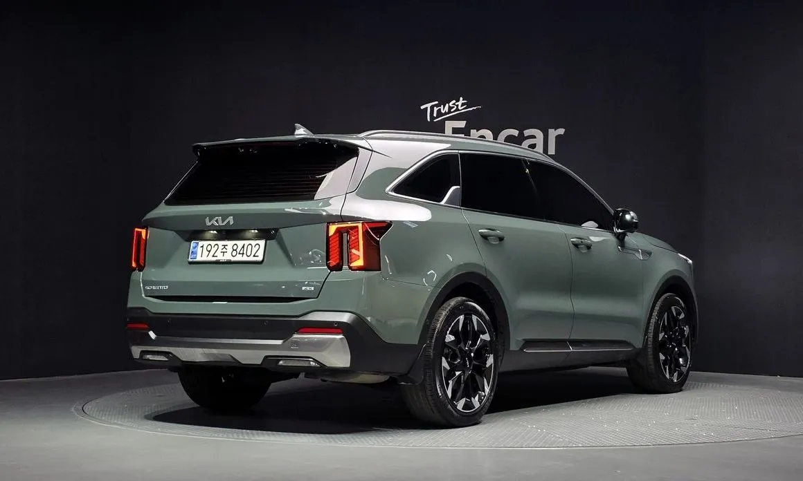 Kia Sorento — фото 3