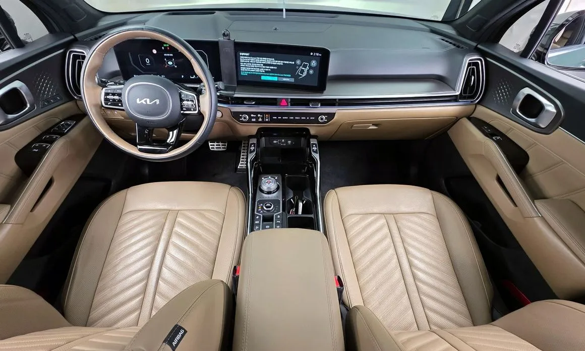 Kia Sorento — фото 7