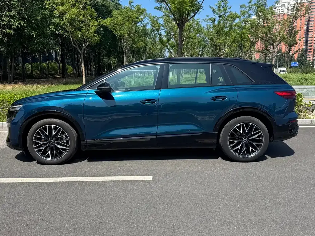 Audi Q5 e-tron 2023 из CN, фото 7