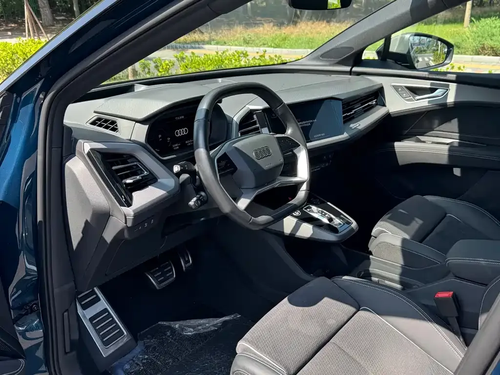 Audi Q5 e-tron 2023 из CN, фото 3