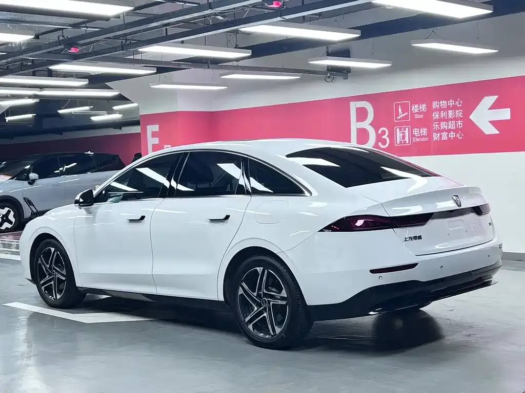 Roewe D7 — фото 8
