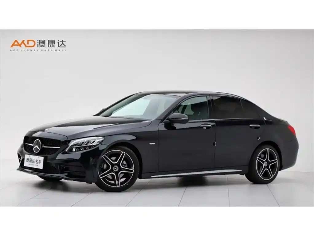 Mercedes-Benz C-Class — фото 1