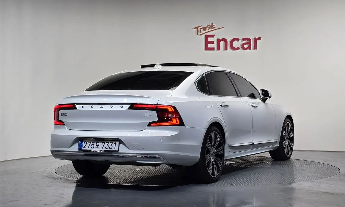 Volvo S90 2023 из KR, фото 2