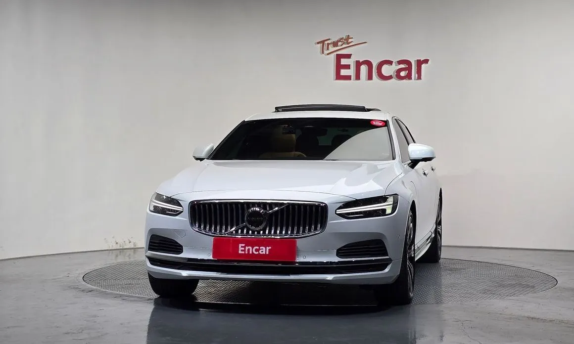 Volvo S90 2023 из KR, фото 9