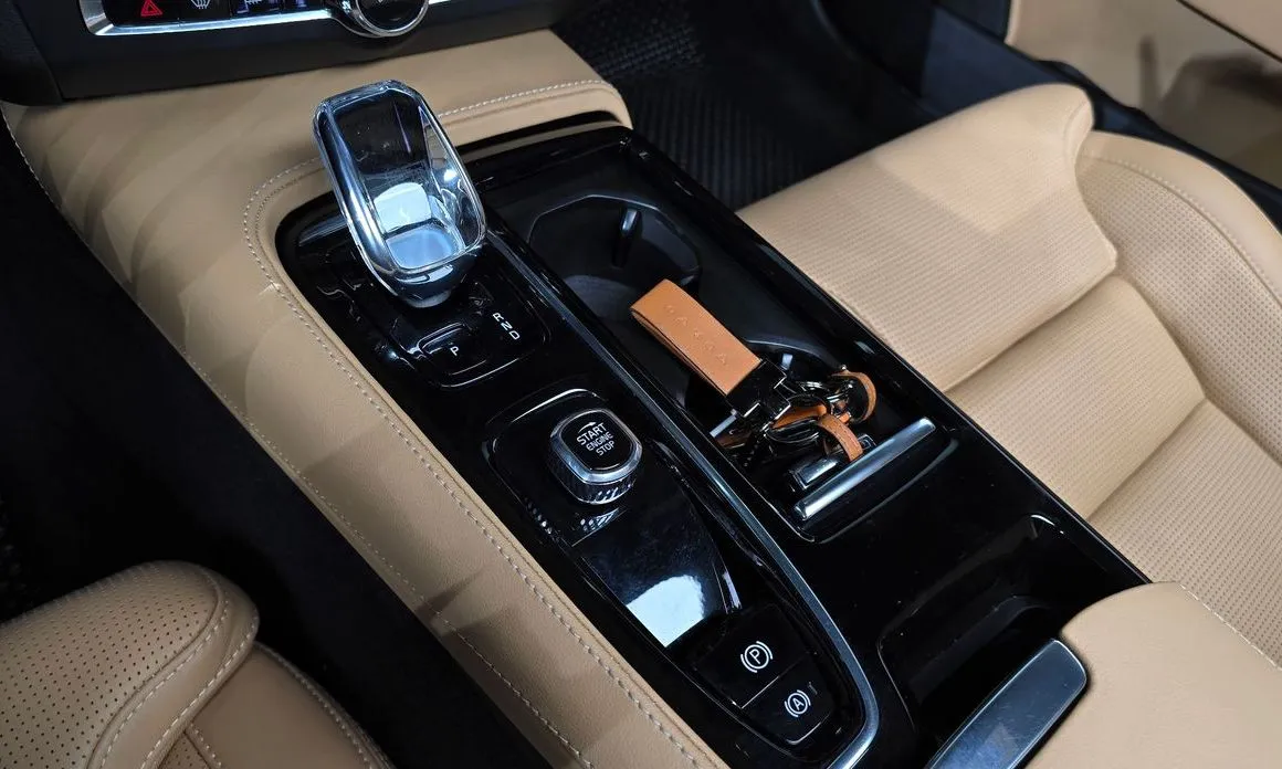 Volvo S90 2023 из KR, фото 7