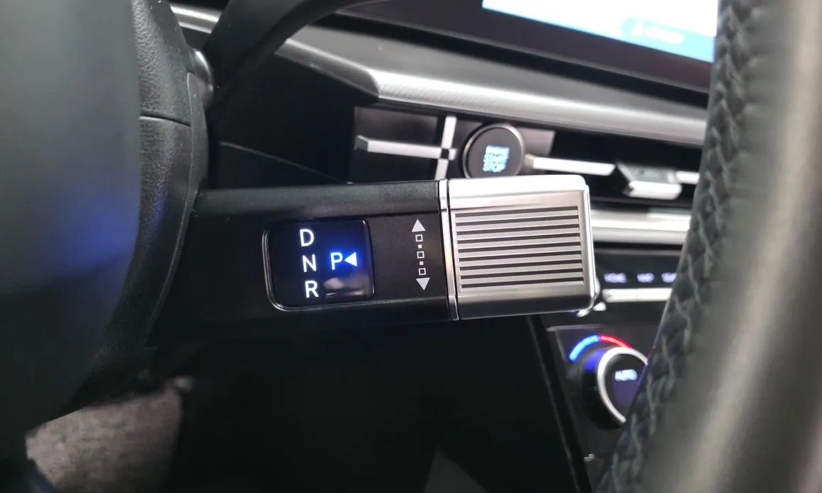 Hyundai Santafe 2024 из KR, фото 8
