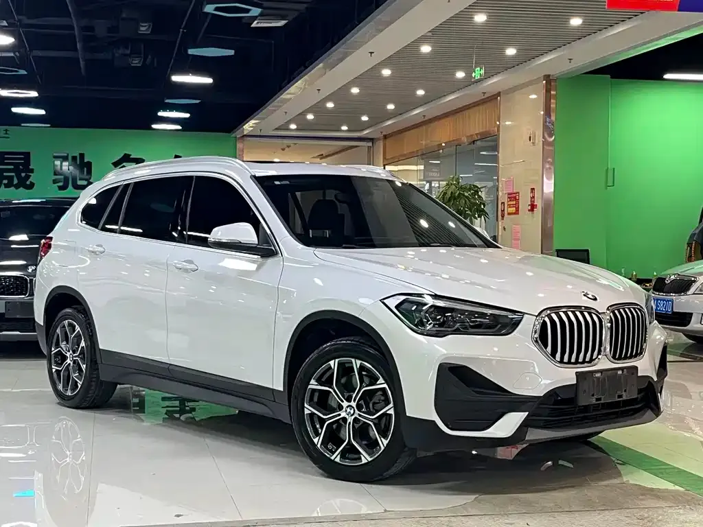 BMW X1 — фото 4