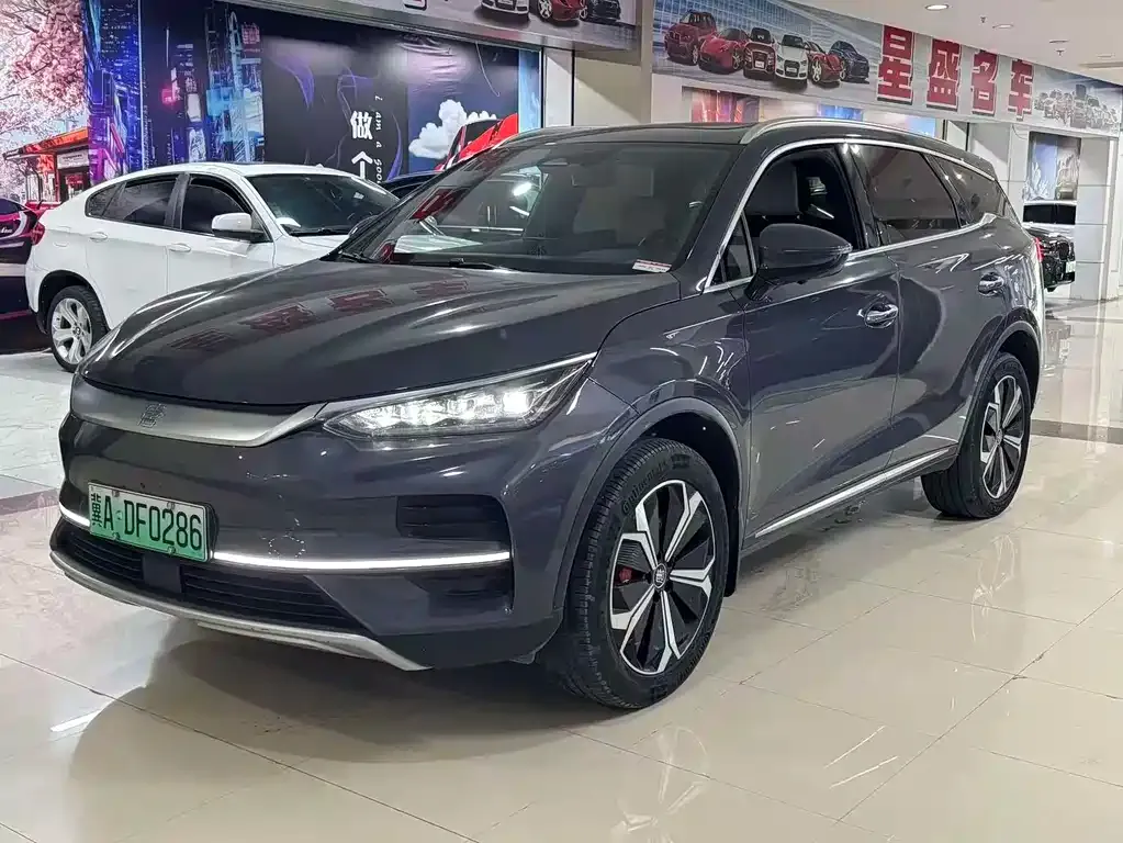 BYD Tang New Energy — фото 1