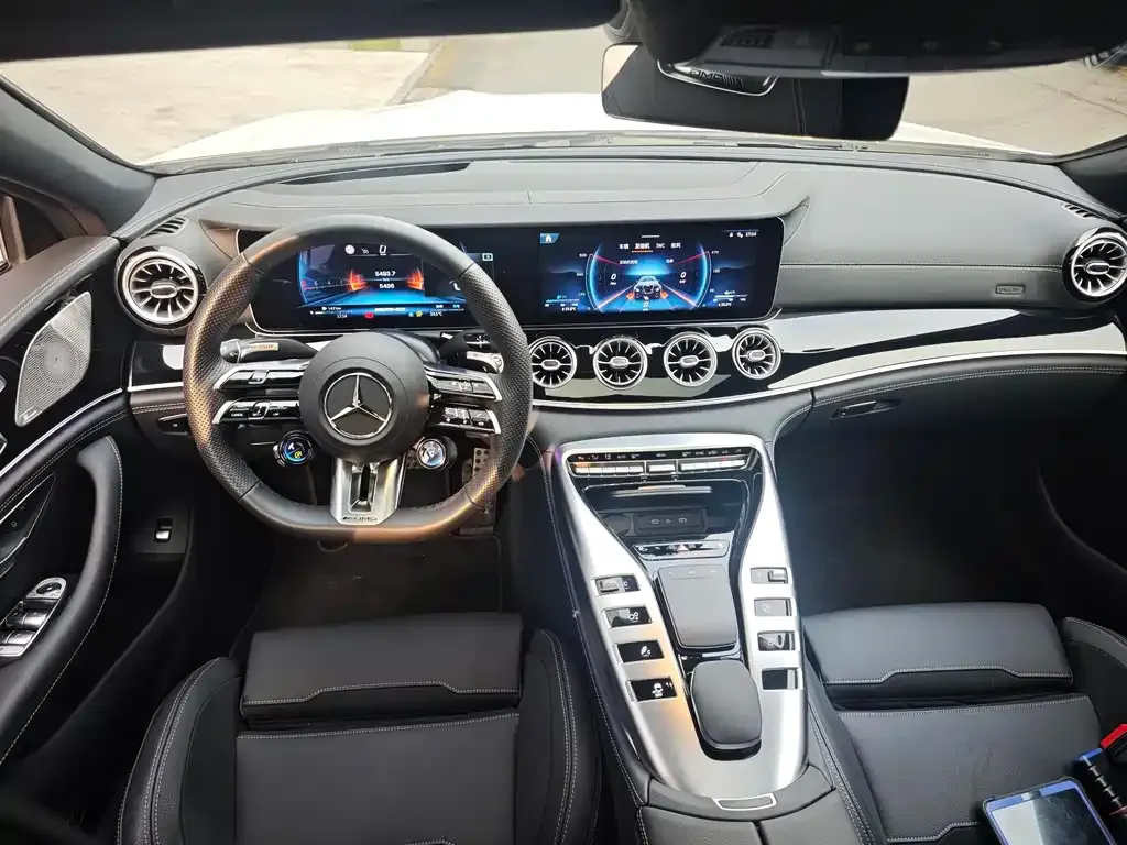 Mercedes-Benz AMG GT — фото 7
