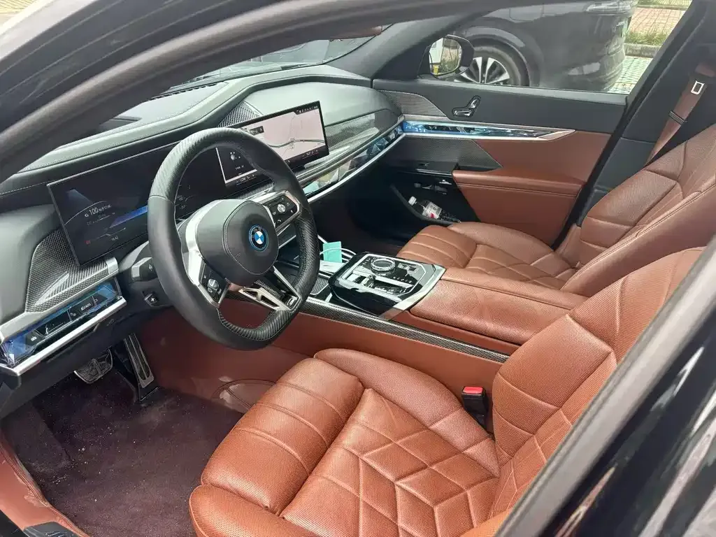 BMW i7 2023 из CN, фото 4