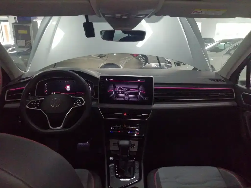 Volkswagen 途观L插电混动 2021 из CN, фото 3