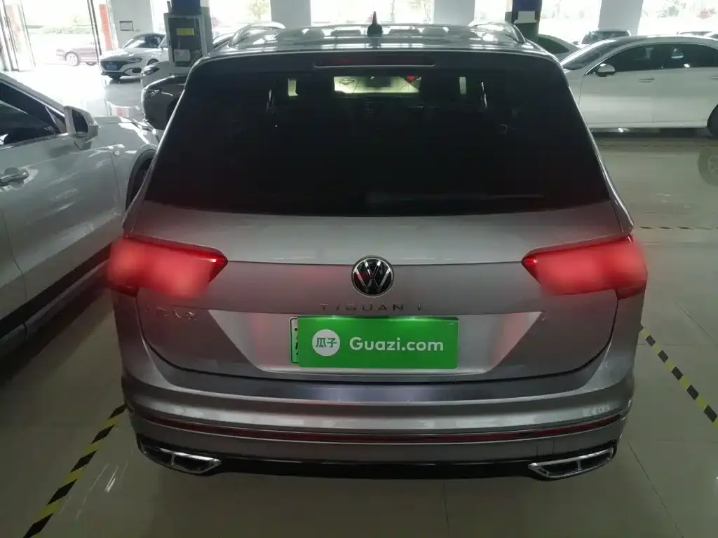 Volkswagen 途观L插电混动 2021 из CN, фото 2