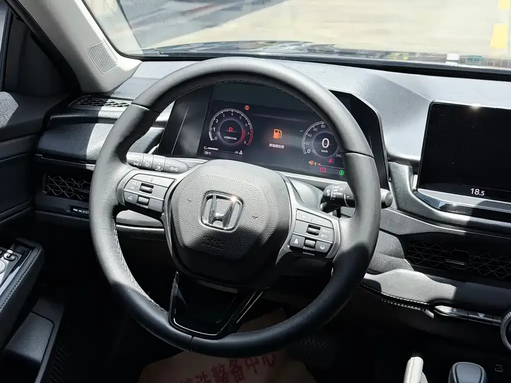 Honda Accord — фото 4