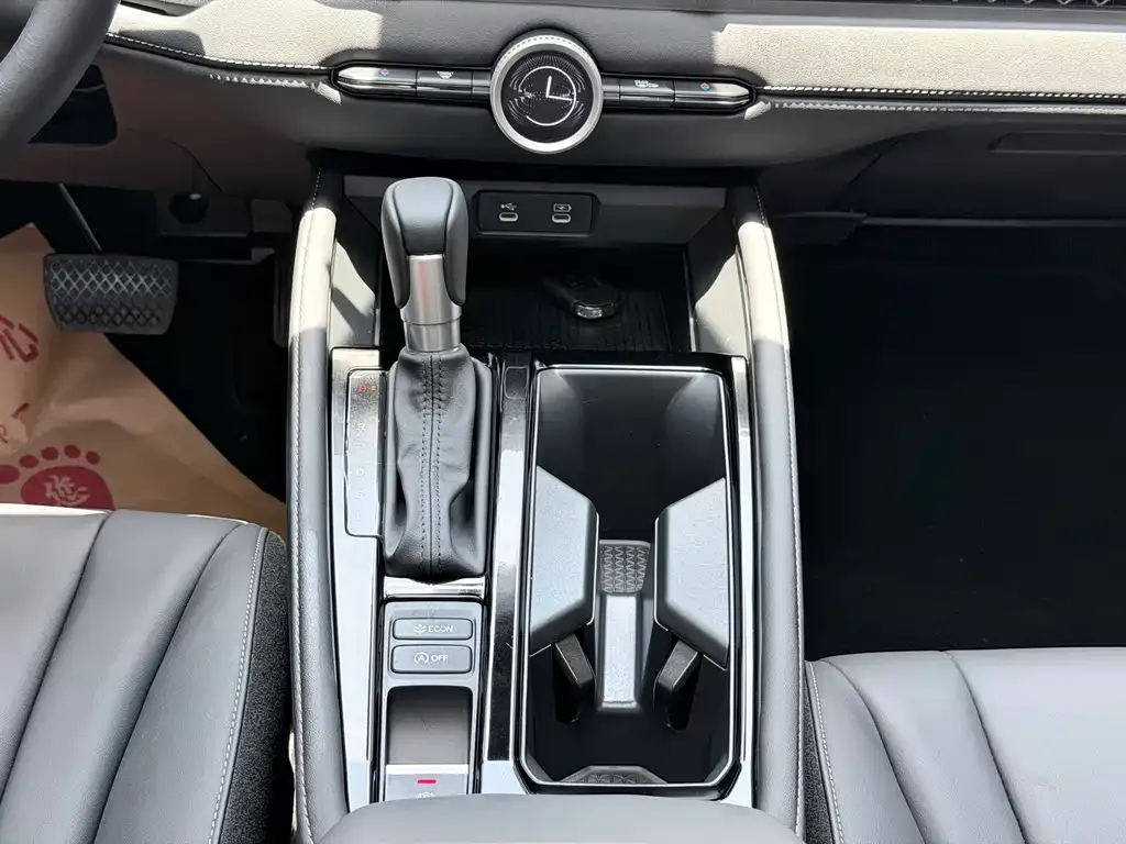 Honda Accord — фото 6