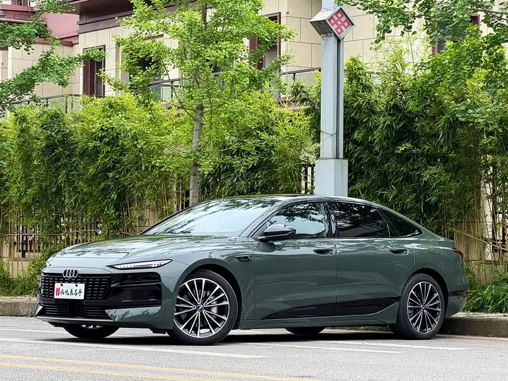 Audi 奥迪A6L e-tron