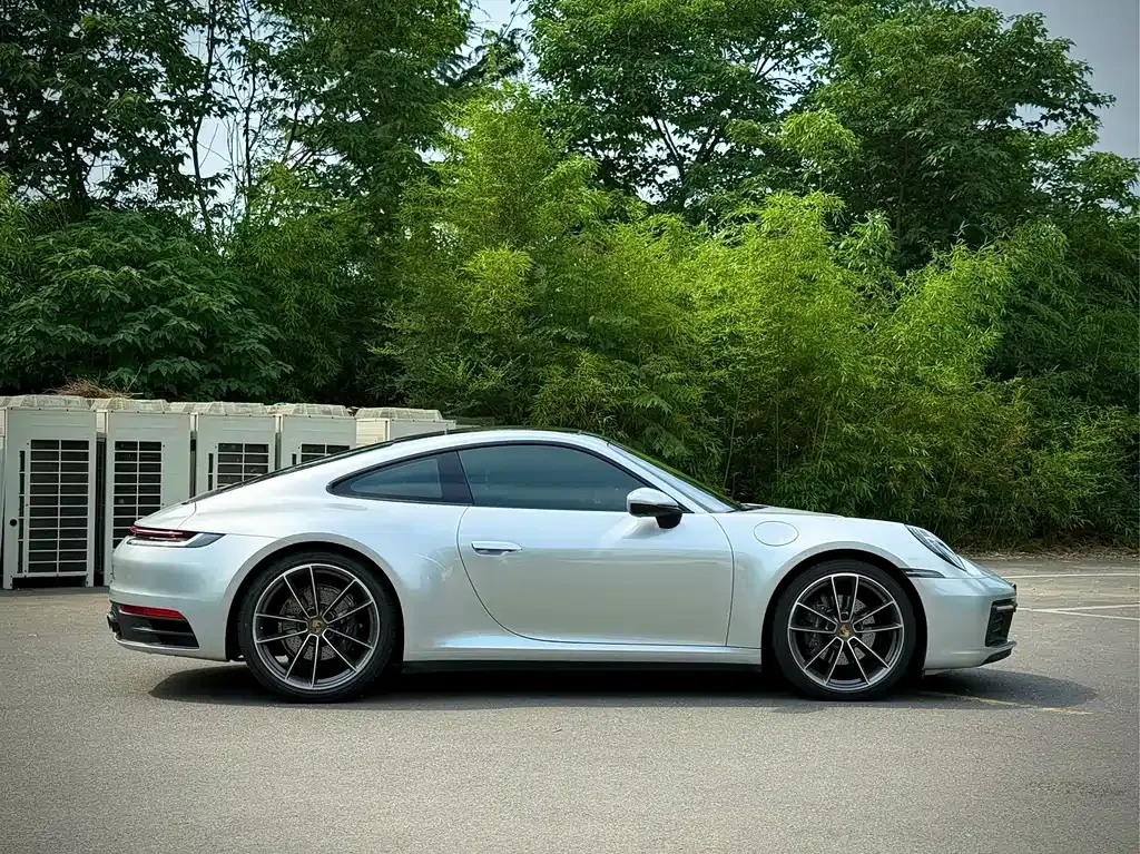 Porsche 911 2021 из CN, фото 9