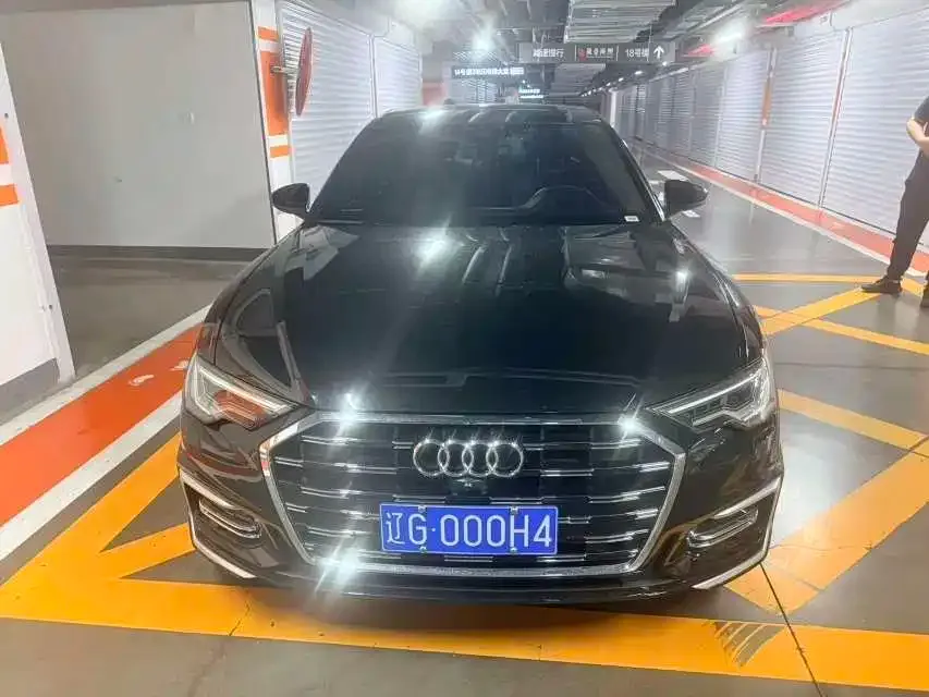 Audi A6L 2024 из CN, фото 8
