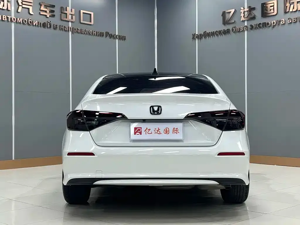 Honda Civic — фото 4