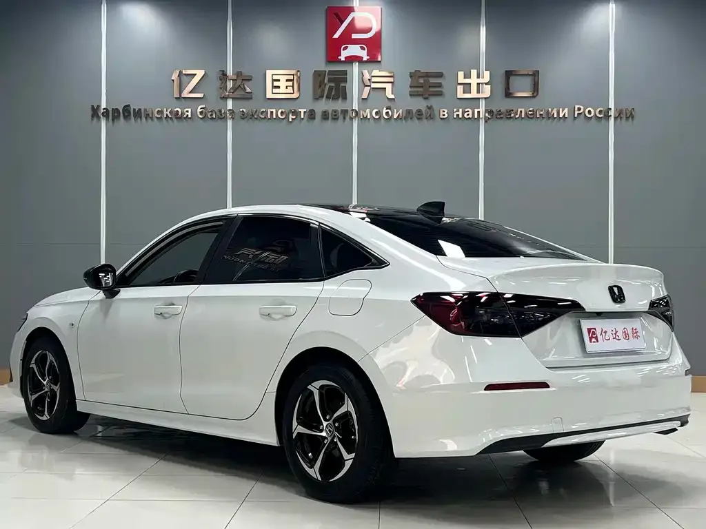 Honda Civic — фото 5