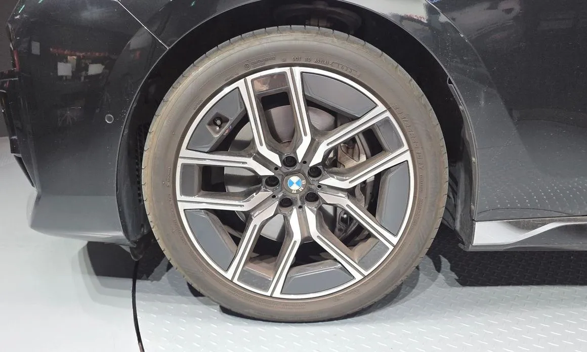 BMW 7-Series 2024 из KR, фото 6