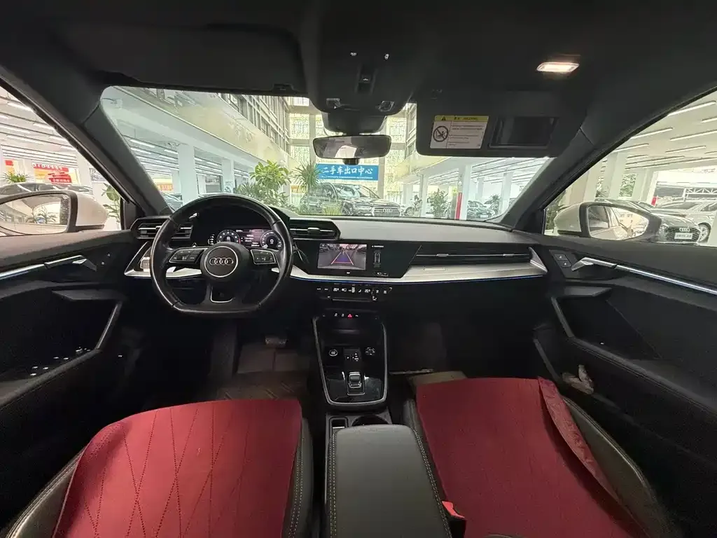 Audi A3 2023 из CN, фото 5