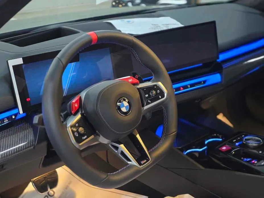 BMW M5 2026 из KR, фото 3