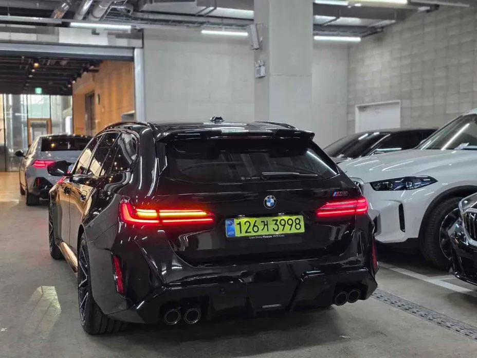 BMW M5 2026 из KR, фото 7