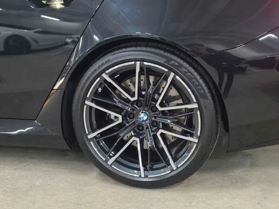BMW M5 2026 из KR, фото 8