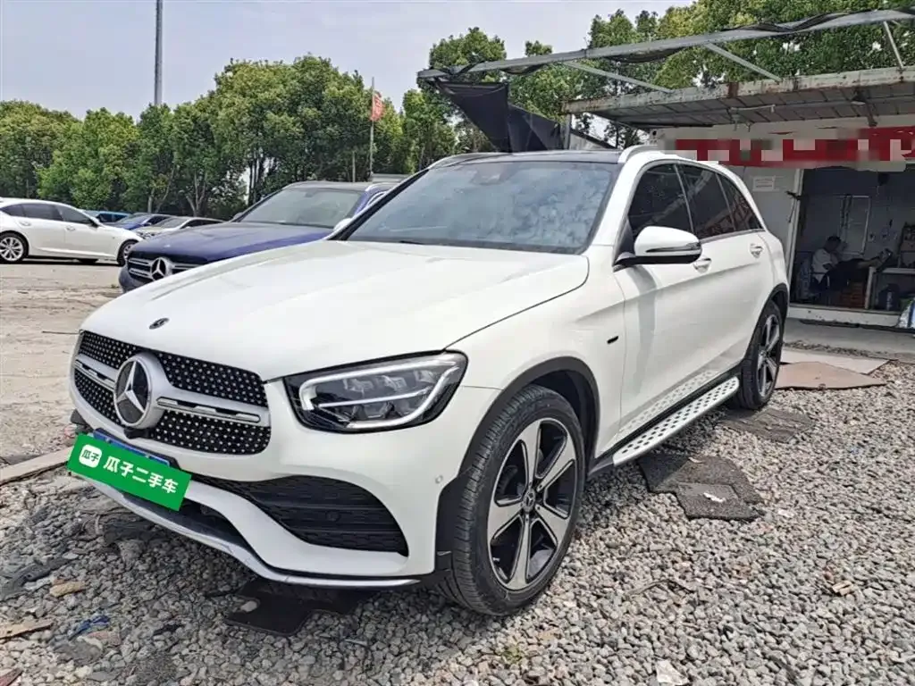 Mercedes-Benz GLC — фото 1