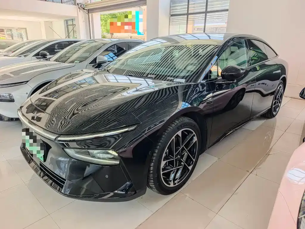 XPeng P7+ — фото 1