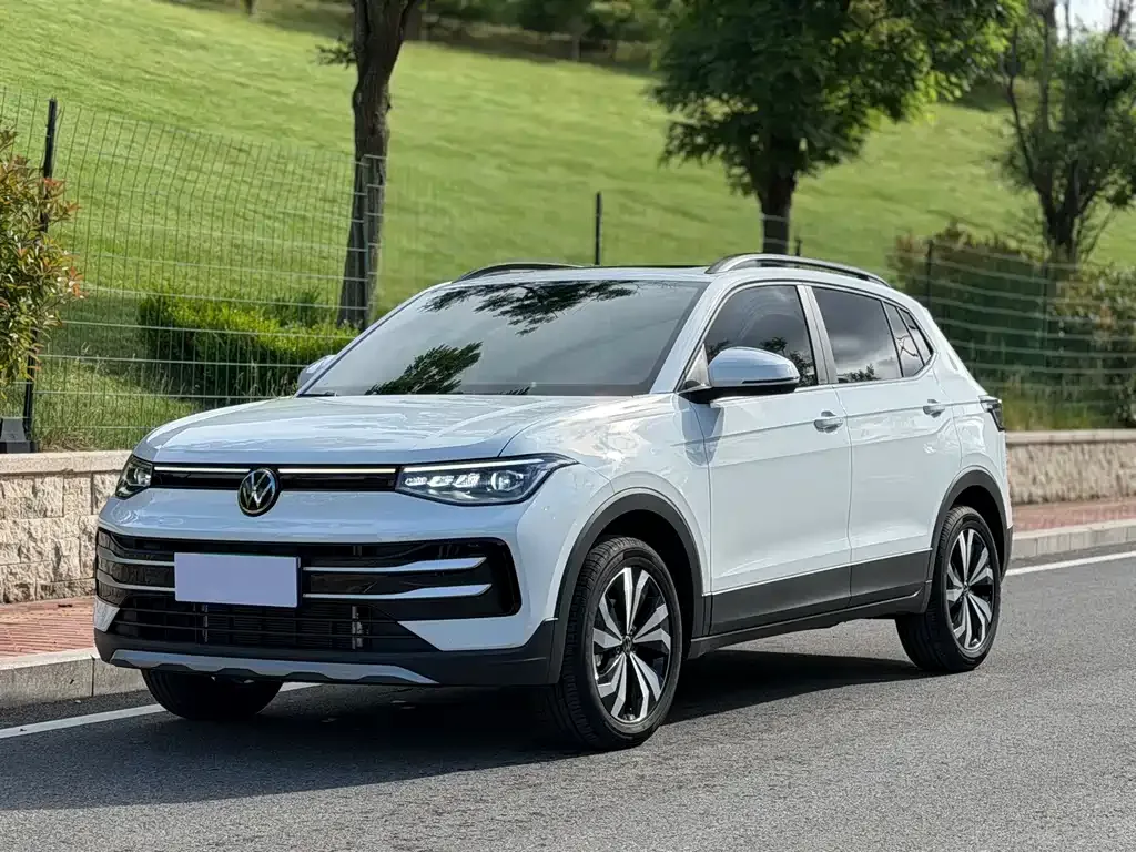 Volkswagen Tharu — фото 1
