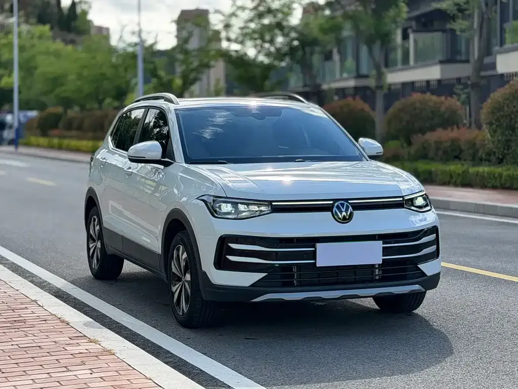 Volkswagen Tharu — фото 3