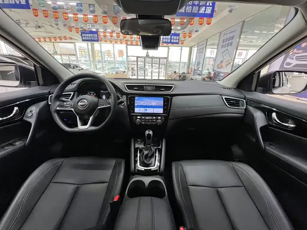Nissan Qashqai — фото 10