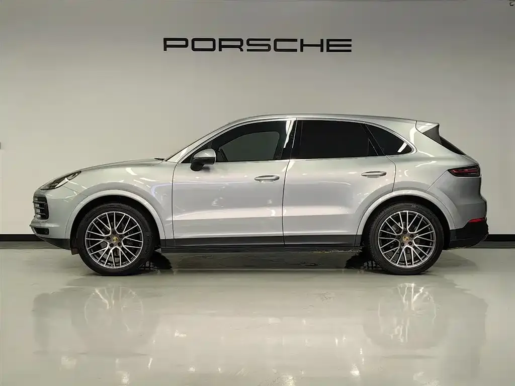 Porsche Cayenne — фото 2