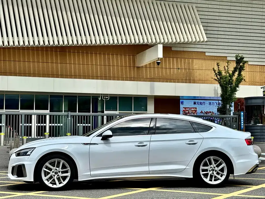 Audi A5 (Import) 2024 из CN, фото 3