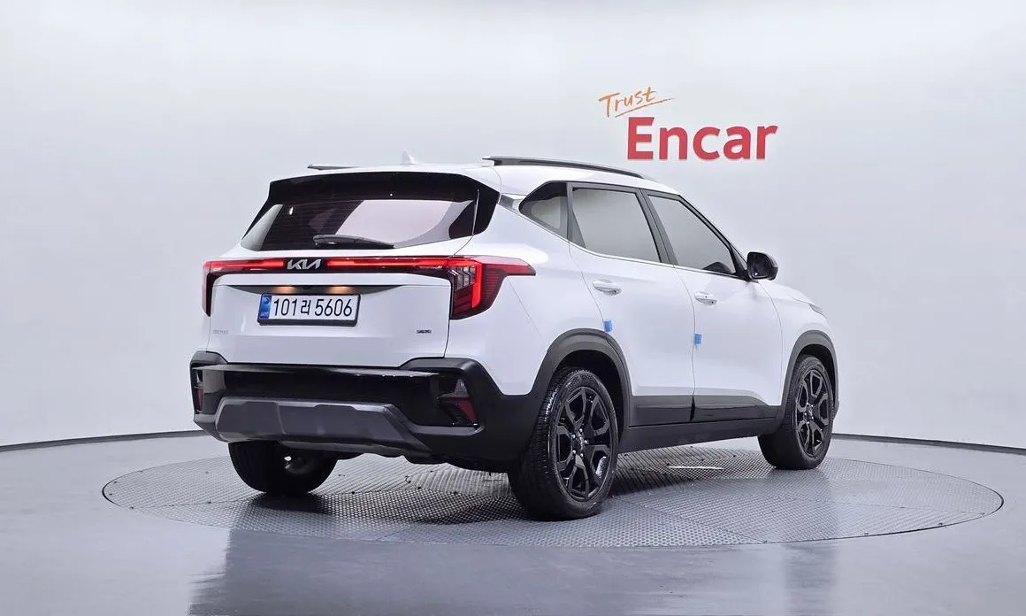Kia Seltos 2023 из KR, фото 4
