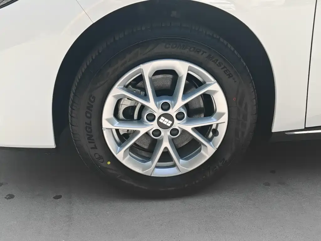 Geely Galaxy Xingyao 6 2026 из CN, фото 4