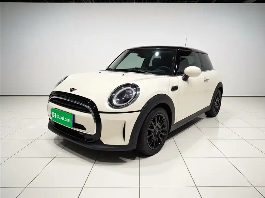 MINI Cooper (3-door)