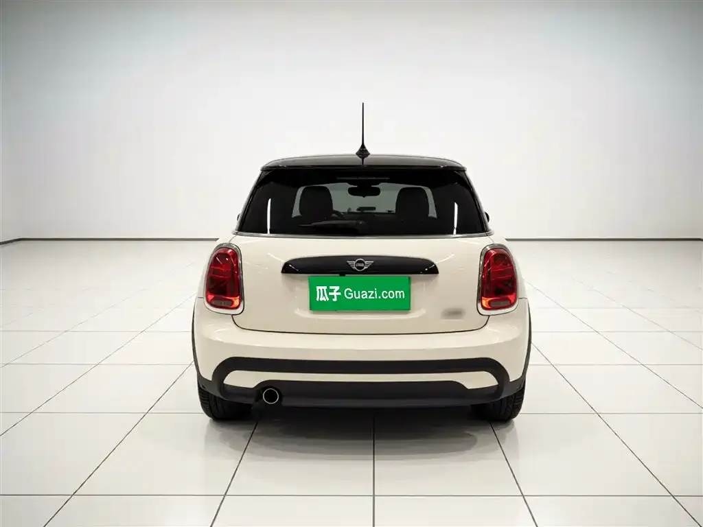 MINI Cooper (3-door) 2022 из CN, фото 2