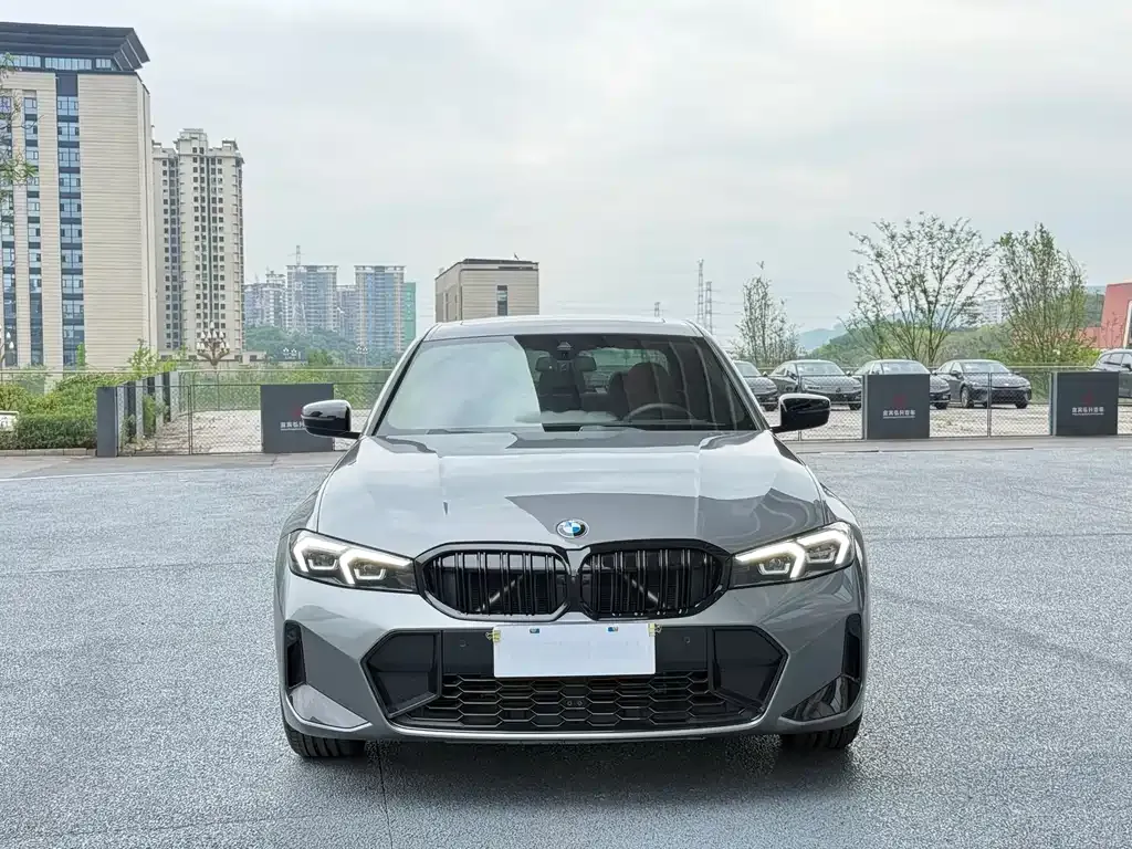 BMW 3 Series — фото 1