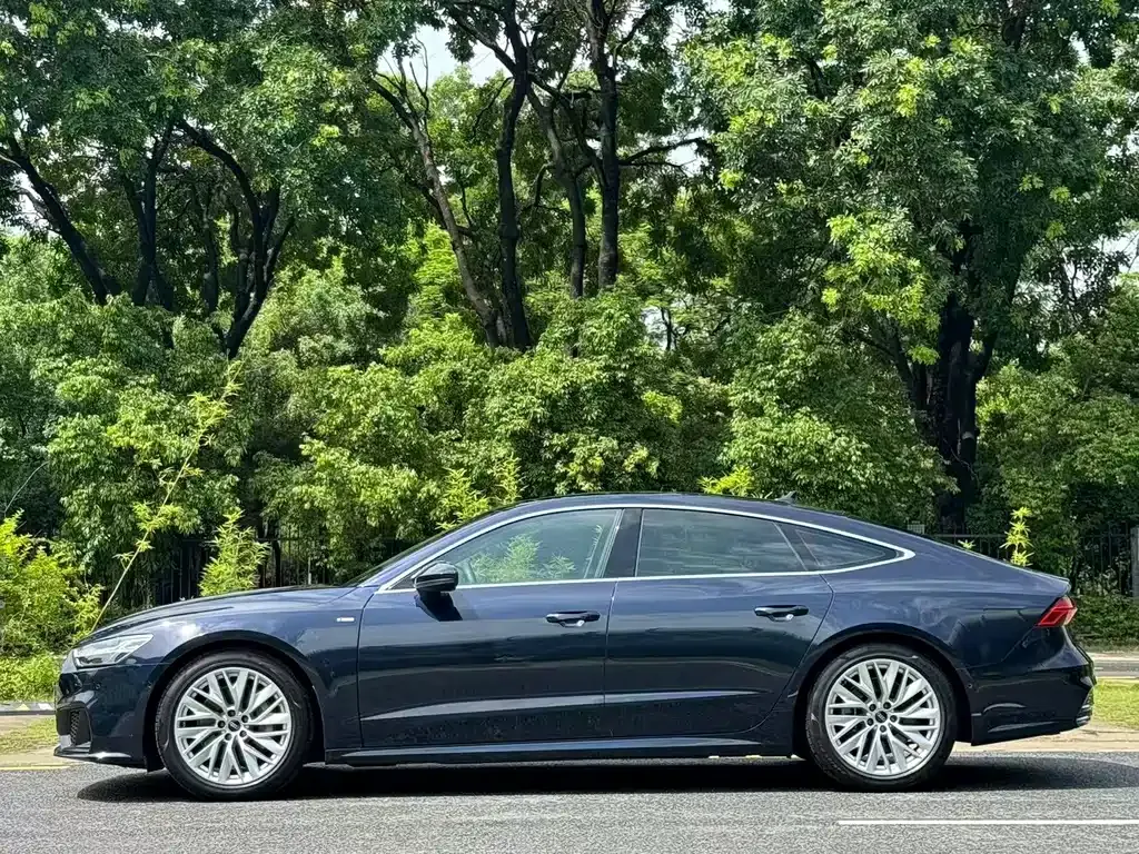 Audi A7 — фото 10