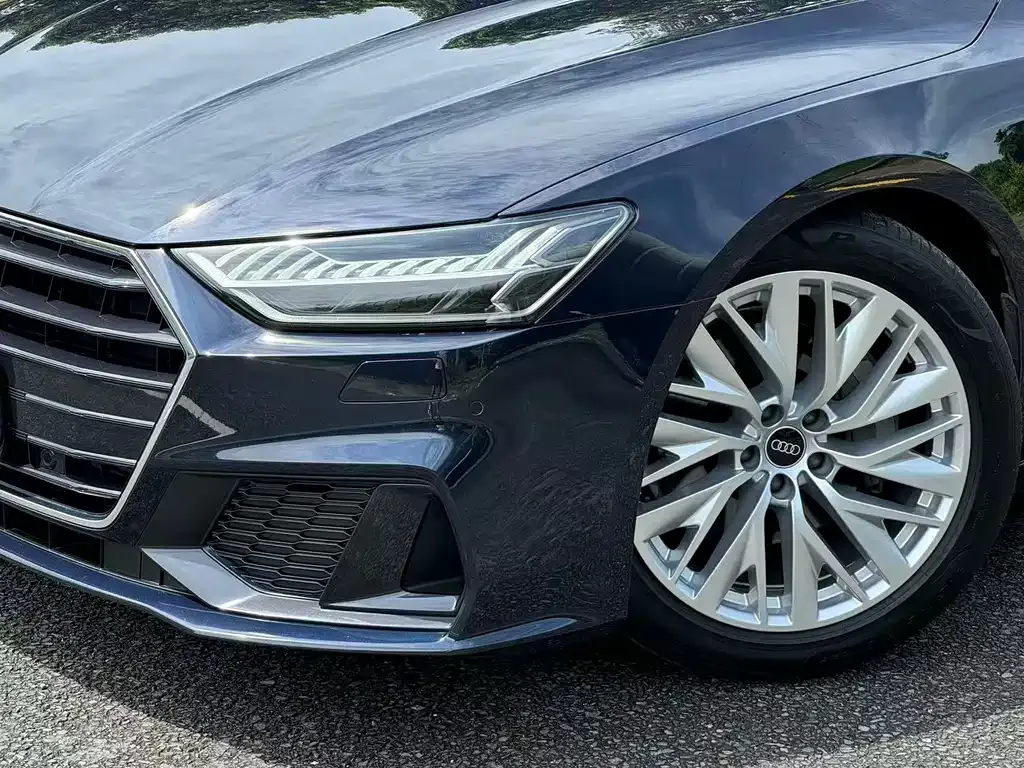 Audi A7 — фото 8