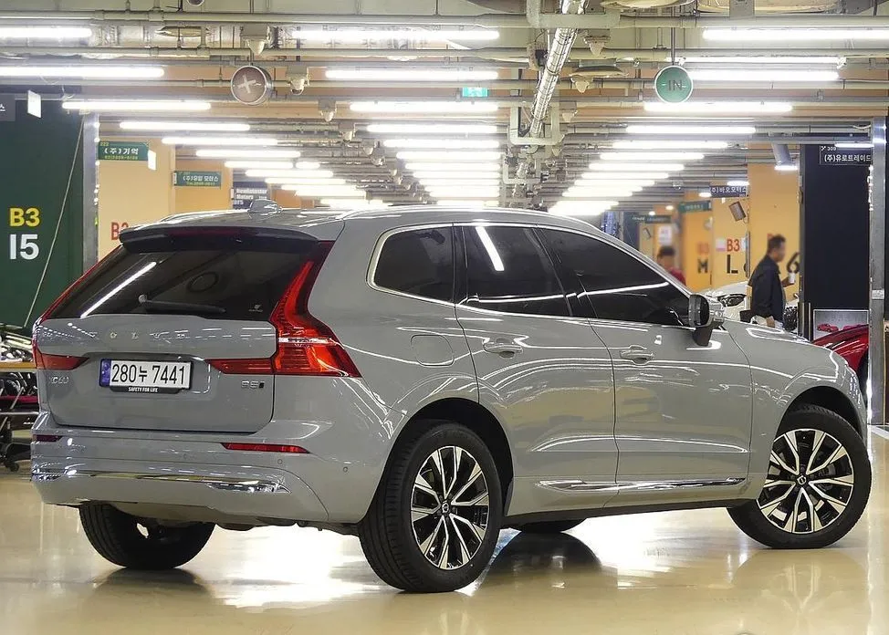 Volvo XC60 — фото 4