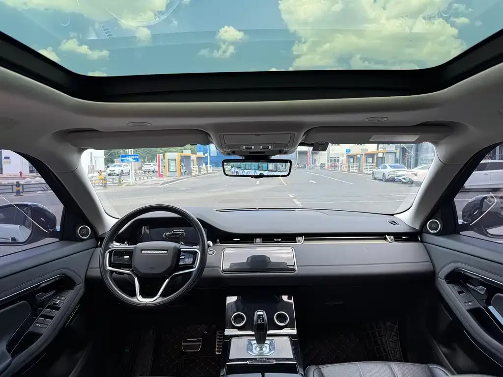 Land Rover Evoque PHEV 2022 из CN, фото 7