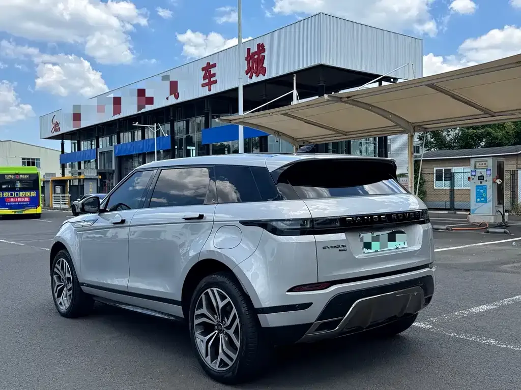 Land Rover Evoque PHEV 2022 из CN, фото 4