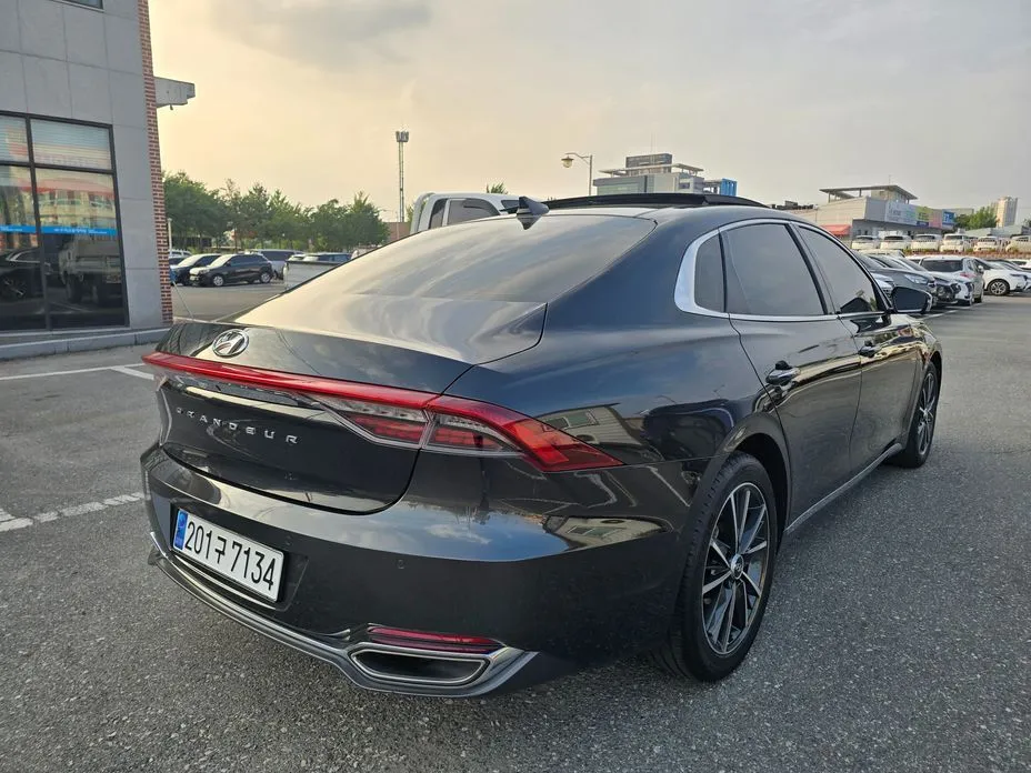 Hyundai Grandeur 2021 из KR, фото 4