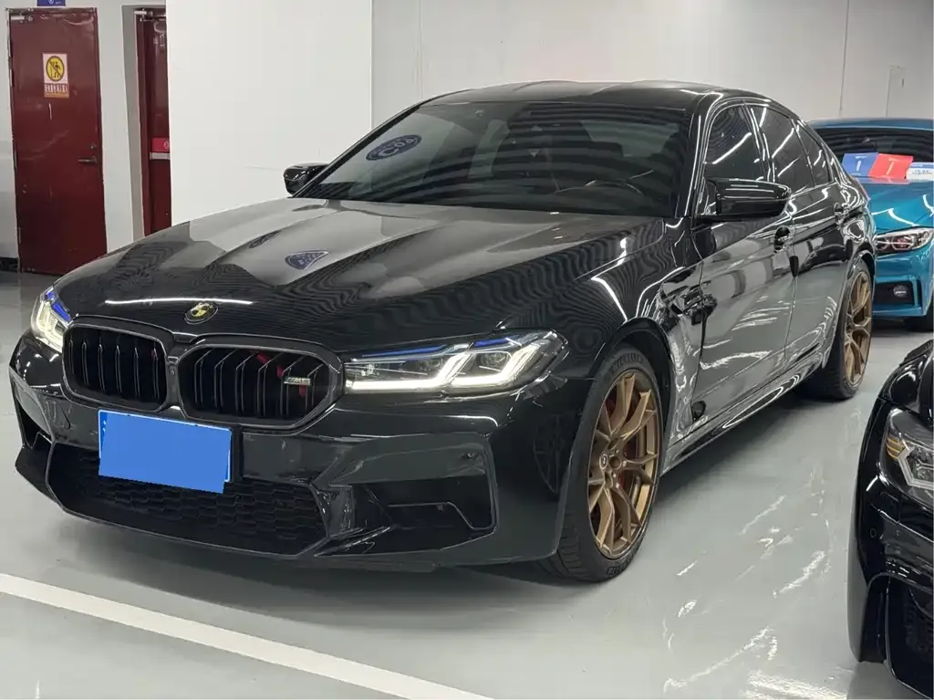 BMW M5
