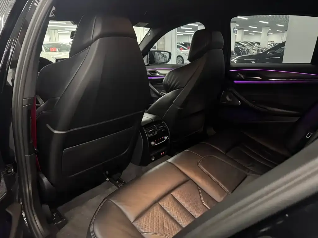 BMW M5 2023 из CN, фото 5