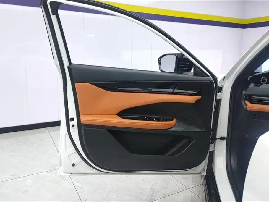 Changan UNI-V 2023 из CN, фото 9
